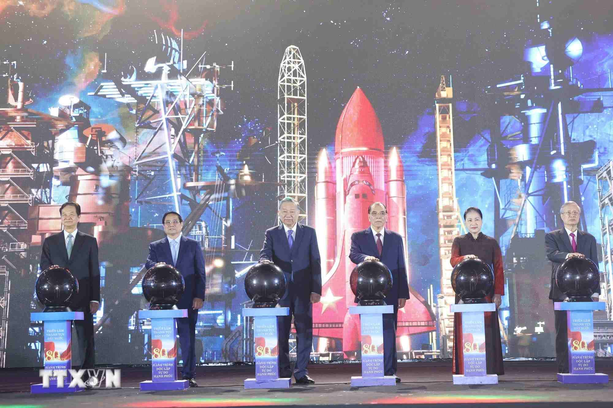 Triển lãm Thành tựu Đất nước: 80 năm một hành trình kiêu hãnh, tự hào